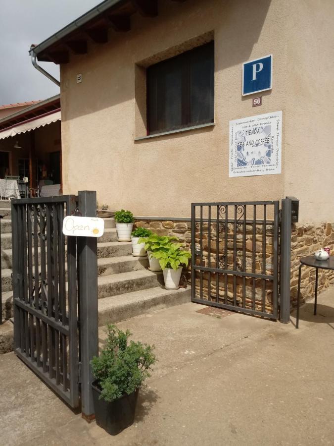 Pension Gabino  El Ganso ภายนอก รูปภาพ